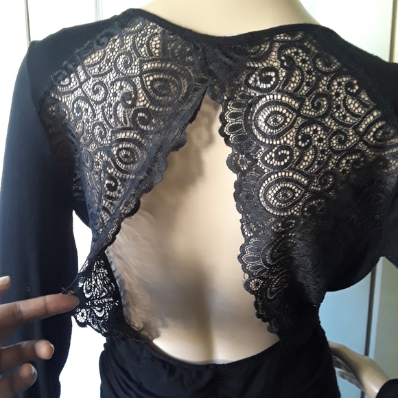 Love Chelsey Sash Lace Backless Black Mini Dress - Picture 5 of 7